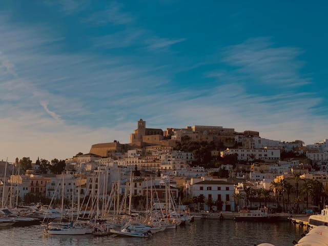 transfer from ibiza airport to town