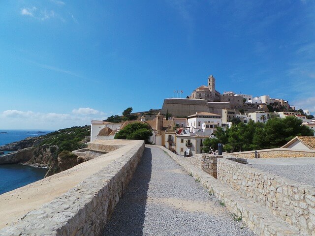 transfer with chauffeur ibiza hotel